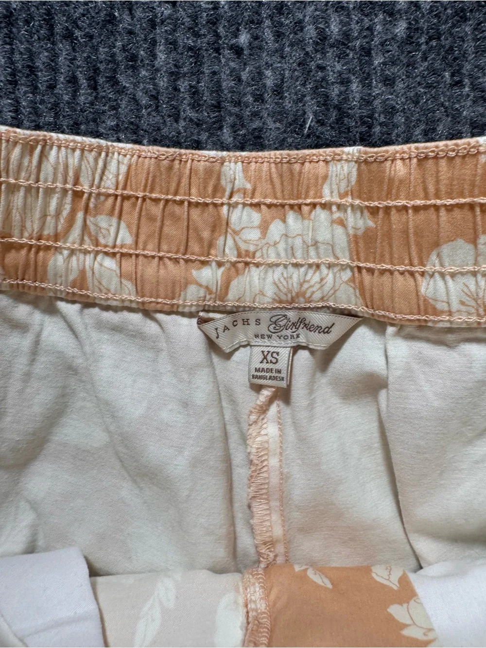 Jachs Girlfriend Hawaiian Floral Print Bermuda Chino Shorts‎ Womens XS